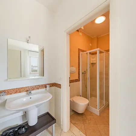 Apartment Residenza Miralago Ii By Wonderful Italy