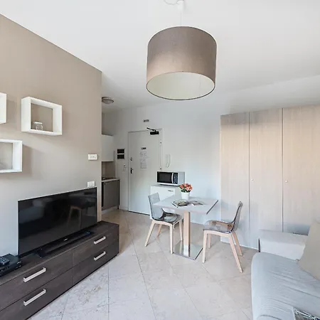 Apartment Residenza Miralago Ii By Wonderful Italy Desenzano del Garda